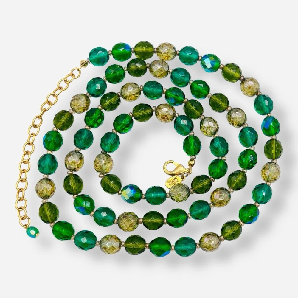 Vintage Joan Rivers Necklace Green Aurora Borealis Czech Republic Glass Bead 38